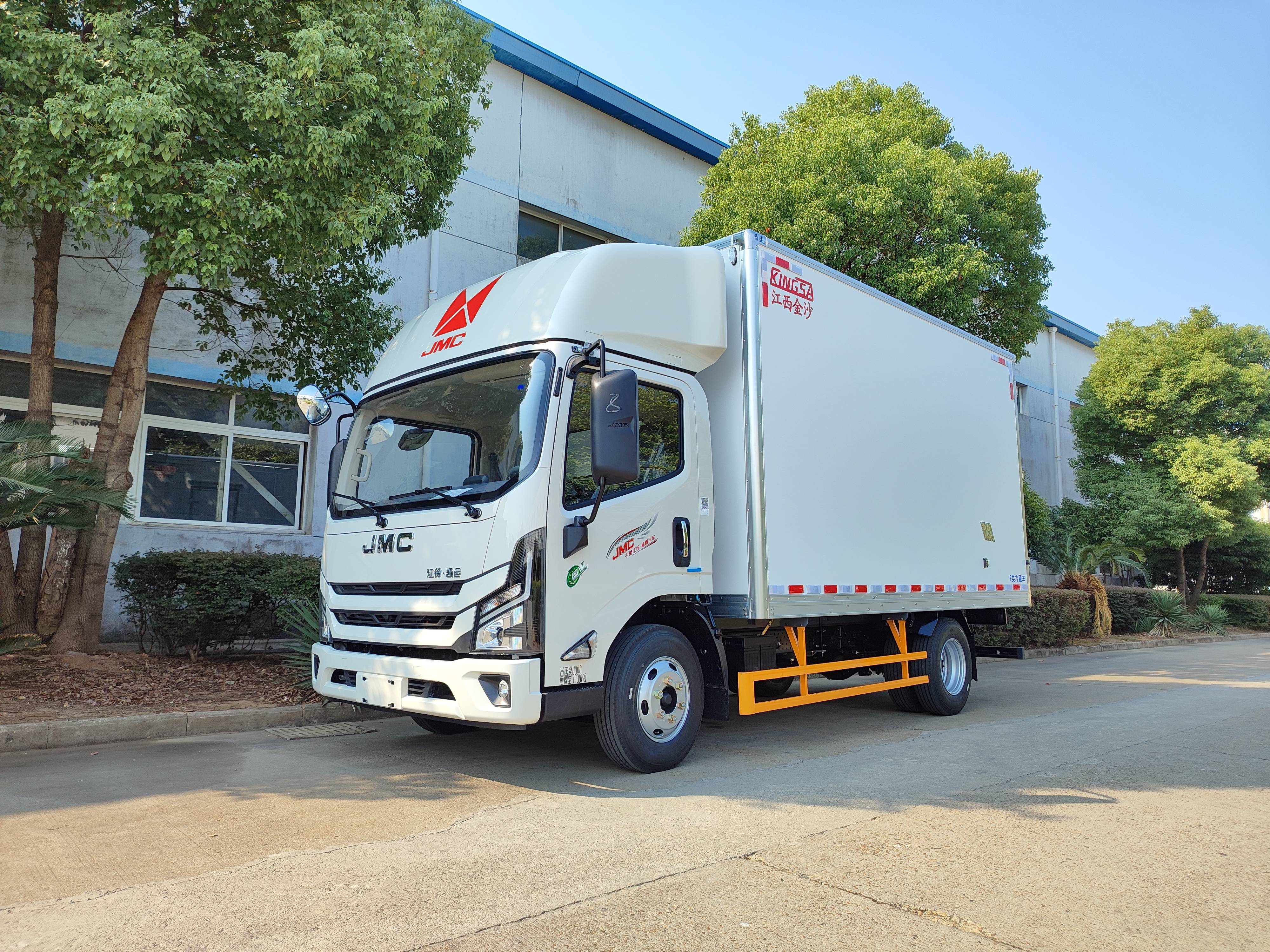 JSC5045XLCXGA26 refrigerated truck
